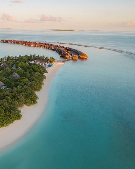 Discover your private paradise at Hideaway, where nature’s beauty meets unmatched tranquility. Unwind in villas that open to serene Maldivian waters, and find your ultimate escape in this tropical haven. #TropicalEscape #IslandParadise #myHideaway #HideawayMaldives #HiddenSliceofNature #VisitMaldives #LuxuryVacation #MaldivesResorts Visit Maldives, Tropical Escape, Tropical Getaways, Luxury Vacation, Maldives, Paradise, Villa, Water, Beauty