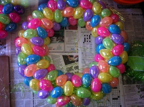 Easter Egg Wreath Diy, Egg Wreath, Easter Wreath Diy, Easter Egg Wreath, Plastic Easter Eggs, Easter Parade, Easter Photos, Easter Projects, Easter Craft