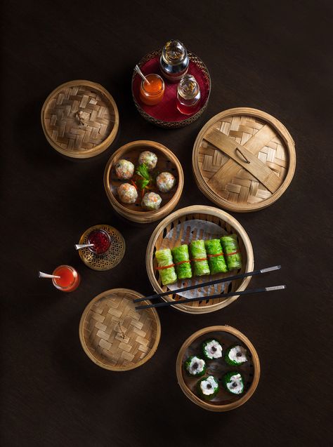 Dimsum Photography Styling, Dim Sum Aesthetic, Chinese Food Photography Styling, Dim Sum Photography, Asian Restaurant Photography, Chinese Restaurant Photography, Meat Food Styling, Chinese Cusine Photography, Asian Food Photography