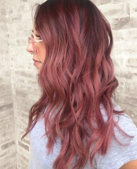 Highlights Styles, Rose Gold Hair Color Ideas, Gold Hair Color Ideas, Dusty Rose Hair, Rose Gold Hair Color, Gold Hair Color, Gold Hair Colors, Hair Color Rose Gold, Hair Color Light Brown