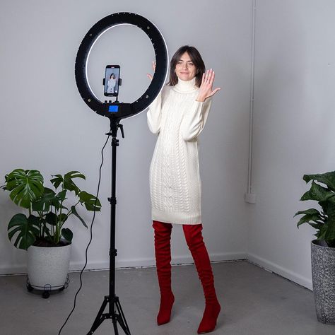 Portable Ring Light, Ring Lights, Tungsten Light, Light Setup, Traditional Flash, Selfie Ring Light, Light Ring, Light Crafts, Lighting Setups