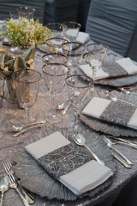 26 Unique Winter Themed Wedding Ideas - Poptop Events Planning Platform Silver Tablecloth, Event Planning Guide, 25th Wedding Anniversary Party, Purple And Silver Wedding, Silver Chargers, 25 Anniversary, Colin Cowie, Winter Sparkle, Sequin Tablecloth