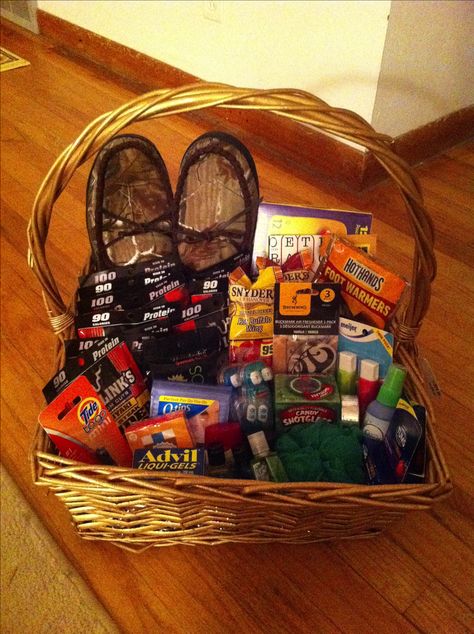 gift basket for a truck driver or boyfriend, all the essentials. hand/foot warmers, travel size toiletries, beef jerky, nuts, word search, duct tape, first aid kit and whatever else they like! Basket For Boyfriend, Ldr Gifts, Fathers Day Gift Basket, Boyfriend Gift Basket, Truck Driver Gifts, Baskets For Men, Gift Baskets For Men, Gifts For Truckers, Travel Size Toiletries