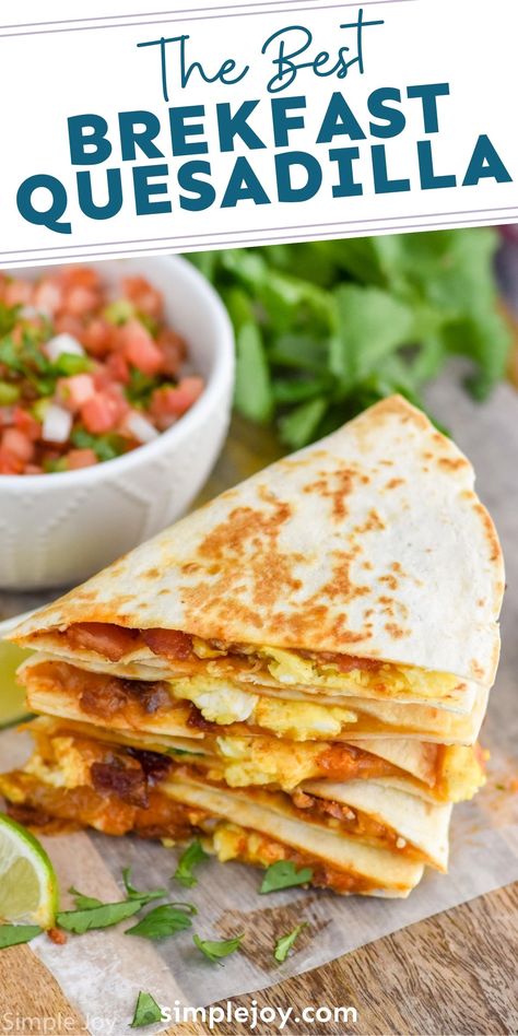 This Breakfast Quesadilla is going to be your new favorite. With its secret sauce, it is the best breakfast around. Breakfast Quesadilla Recipes, Breakfast Quesadilla, Mini Breakfast, Quesadilla Recipe, Mexican Breakfast Recipes, Chicken Breakfast, Sandwich Fillings, The Best Breakfast, Secret Sauce