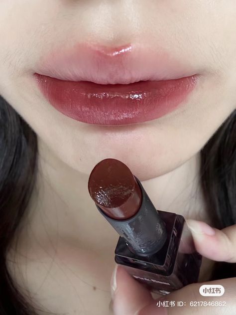 Cherry Red Lipstick, Asian Makeup Style, Makeup For Downturned Eyes, Downturned Eyes, Cherry Lipstick, Sanrio Melody, Jelly Lipstick, Lip Jelly, Red Jelly