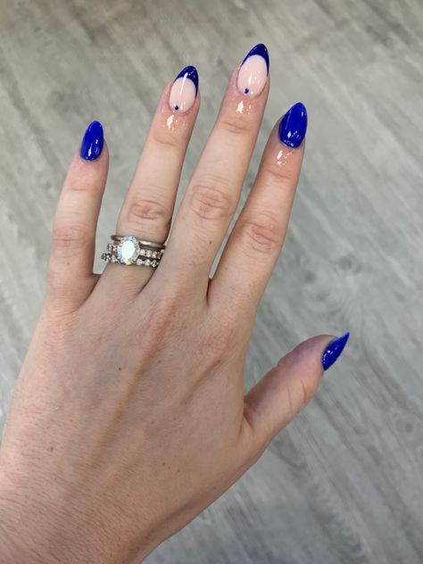 Electric Blue Nail Designs, Electric Blue Nail Art, Nail Art Blue Electric, French Nails With Heart Design, Electric Blue Nails Acrylic, Blue Formal Nails, Nails Art Bleu, Blue Electric Nails, Nails Electric Blue