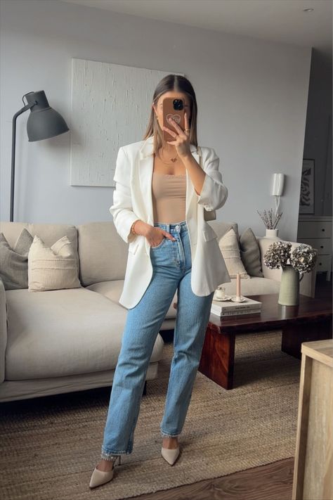 Job Clothes, Top Summer Outfits, Cute Modest Outfits, Business Casual Outfits For Work, Wardrobe Tips, Leather Jacket Outfits, Outfits Chic, Elegante Casual, Weekly Outfits