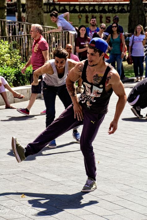 Street Dancer - Leicester Square London, Street dancers perform. thephotohour #London #dance #street #streetdance #male #maledancer #streetart #thephotohour Street Dancers, Dance Street, Leicester Square London, Male Dancer, Leicester Square, London Street, Street Dance, Leicester, Great Britain