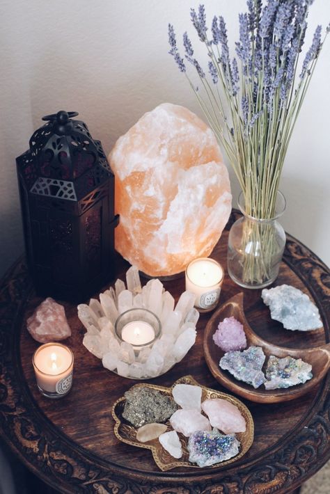 10 Essentials for a Dreamy Boho Bedroom Bedroom Meditation Space Ideas, Home Decor With Crystals, Home Decor Crystals, Dark Spiritual Room Aesthetic, Ideas For Displaying Crystals, Crystal Home Aesthetic, Crystal Corner Decor, Cozy Spiritual Bedroom, Bedroom Crystals Decor