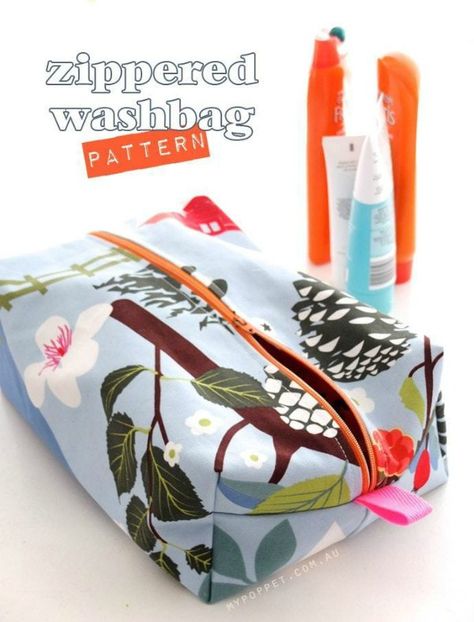 FREE sewing pattern for this large zipper bag. This zipper bag sewing pattern for a dopp kit for men works as a toilettries bag or cosmetics bag. It's large enough to store full sized products. Fill it with fun things and use it as a gift bag too. Free zipper bag sewing pattern. #WashBagSewingPattern #WashBagPattern #BagSewingPattern #SewABag #SewAWashBag #SewingForFree #FreeSewingPattern Toiletry Bag Pattern, Diy Bags No Sew, Cosmetic Bag Pattern, Hipster Purse, Bag Video, Diy Gifts To Make, Purse Sewing, Sac Diy, Diy Ombre