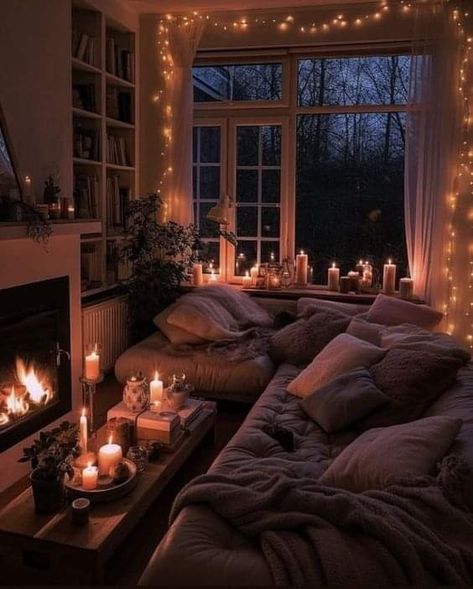 Living Room Ideas For Big Spaces, Cozy Night Living Room, Cosy Couch Aesthetic, Cosy Rooms, Comfy Couch Aesthetic, Dark Brown Furniture Living Room, Witchy Living Room Decor, Comfy House, Apartment Aesthetic Dark Wood