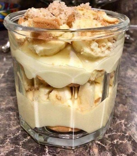 Glad to find this recipe of... - Weight Watchers Community Weight Watchers Banana Pudding Recipe, Low Syn Chocolate, Healthy Banana Pudding, Vegan Banana Pudding, Banana Pudding Ingredients, Easy Banana Pudding Recipe, Sugar Free Vanilla Pudding, Easy Banana Pudding, Banana Pudding Recipe