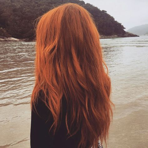 Ginger Hair Faceless, Folklore Love Triangle Aesthetic, Love Triangle Aesthetic, Triangle Aesthetic, Folklore Love Triangle, Ginger Hair Girl, Red Hair Inspo, Love Triangle, Ginger Girls