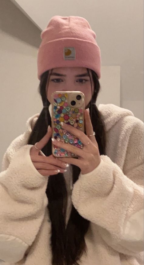 Light Pink Beanie Outfit, Pink Beanie Outfit, Beanie Outfit Aesthetic, Beanie Outfit, Pink Beanie, Cute Clothing Stores, Pink Beanies, Baggy Clothes, Hoodie Outfit