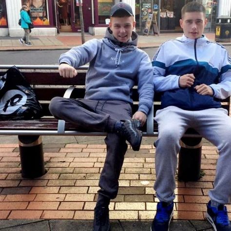 Eshay Lad Aesthetic, Eshay Lads, Uk Chav, Fit Lads, Scally Lads, Bad Boy Style, Gang Culture, Male Clothes, Nike Air Max 95