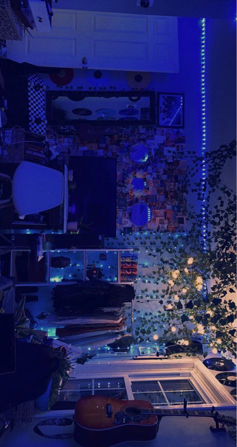 Dark Indie Room Aesthetic, Y2k Indie Room, Dark Indie Aesthetic Room, Blue Indie Room, Midnight Room Aesthetic, Dark Turquoise Room, Blue Themed Room Aesthetic, Room Ideas Blue Walls, Spacecore Room