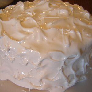 Angel Food Cake Frosting, Homemade Cake Frosting, Seven Minute Frosting, Meringue Icing, Frosting Recipes Easy, Cake Frosting Recipe, Icing Frosting, White Frosting, Cake Recipes From Scratch