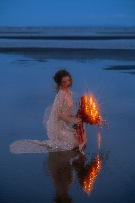 Water Portrait, Girl Holding Flowers, Blue Hour Photography, Burning Flowers, Person Photography, Water Shoot, Water Aesthetic, Water Nymphs, Fire Photography