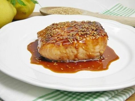 Salmon Recepies, Receta Salmon, Salmon En Salsa, Salmon Patties Recipe, Salmon Patties, No Dudes, Healthy Recipies, Food Platters, Salmon Recipes