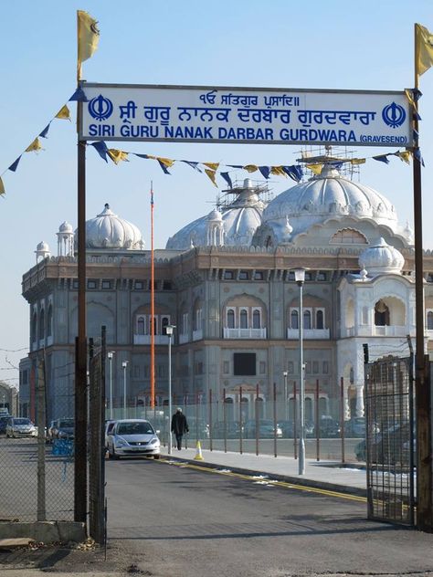 Guru Nanak Darbar Gurdwara at Gravesend (Kent, UK) Gravesend Kent, Gurdwara Sahib, Gurudwara Sahib, Nanak Jayanti, Guru Nanak Jayanti, Separate Room, Nanak Dev Ji, Kent Uk, Guru Pics