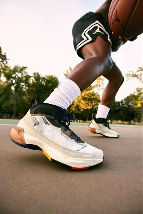 Basketball Shoes Photography, Basketball Shoe Photography, Sports Shoes Photography, Running Shoe Photography, Sneaker Photoshoot Ideas, Running Shoes Photography, Basketball Court Photoshoot, Kids Playing Basketball, Basketball Shoot