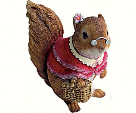 Grandma Squirrel Statue Squirrel Statue, Garden Animal Statues, Solar Powered Lanterns, Cute Garden, Squirrel Figurine, Outdoor Garden Statues, Garden Figurines, Garden Animals, Cute Squirrel