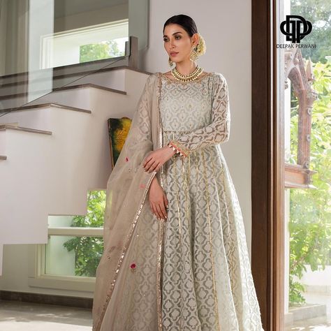 Angharka Style Frock, Angharka Style, Bride Pics, Deepak Perwani, White Sari, Secret Closet, Desi Wedding Dresses, Nikkah Dress, Pakistani Style