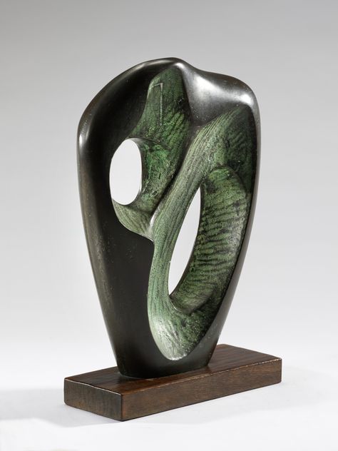 Hepworth Sculpture, Barbara Hepworth Sculpture, Barbara Hepworth, Casual Decor, Women Artists, Hakone, Stone Sculpture, Abstract Sculpture, Bronze Sculpture