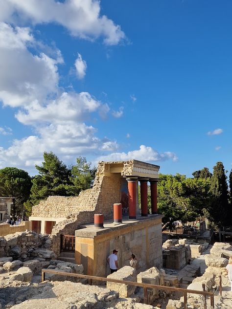 Visiting Knossos Palace In Crete: Everything You Need To Know Knossos Crete, Knossos Palace, The Minotaur, Stay Forever, Heraklion, Crete Greece, Archaeological Site, Greek Islands, Crete