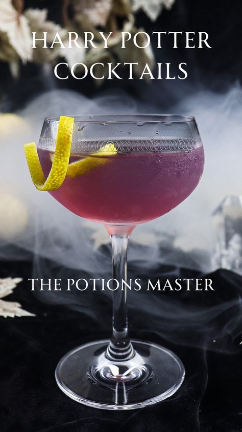 Harry Potter Themed Drinks Cocktails, Polyjuice Potion Cocktail, Movie Night Cocktails, Harry Potter Themed Cocktails, Book Themed Cocktails, Harry Potter Cocktails Recipes, Harry Potter Party Drinks, Harry Potter Alcoholic Drinks, Harry Potter Drinks Alcohol