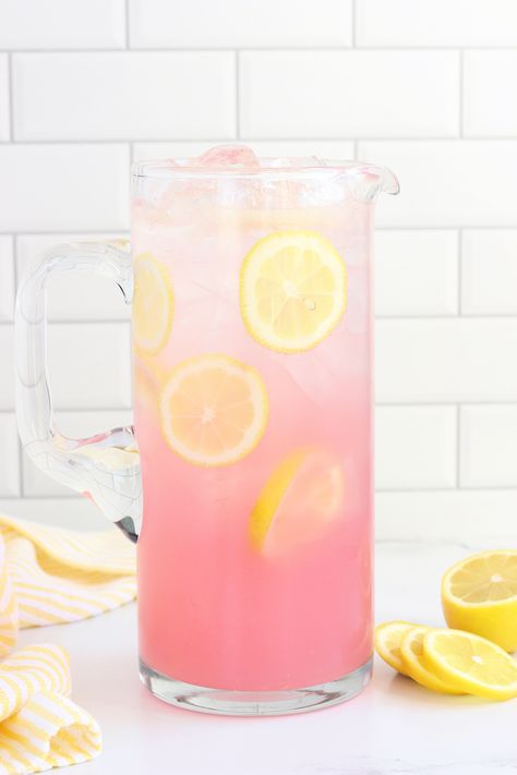 Whip up this easy 3-ingredient pink punch! Perfect for parties, it's quick, delicious, and sure to impress. Get the recipe now! Pink Punch Recipe Non Alcoholic, Pink Punch Recipe, Pink Baby Shower Punch, Pink Lemonade Punch, Pink Punch Recipes, Pink Party Punches, Bridal Shower Punch, Easy Party Punch, Baby Shower Punch Recipes