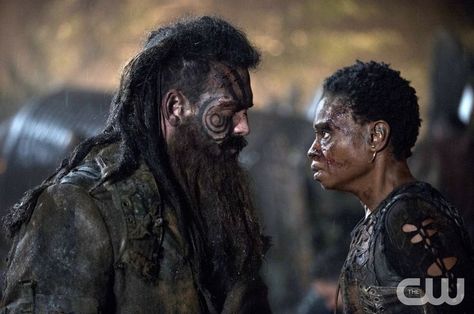 The 100 Indra | The 100 -- "Resurrection" --: Ty Olsson Nyko and Adina Porter as Indra ... Indra The 100, Ty Olsson, Adina Porter, The 100 Grounders, The 100 Season 3, Clarke And Lexa, Taylor Boyfriend, The Cw, Best Tv