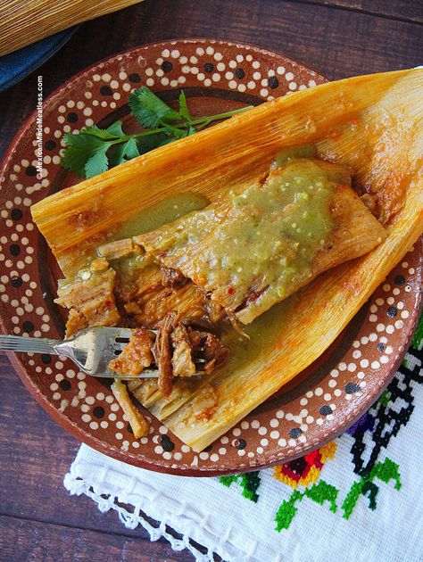 This plant-based, or vegan tamales recipe is full of authentic Mexican flavors just made without the meat. Tamales rojos (or red tamales) made with red tamale Tamales In Crockpot, Authentic Mexican Tamales, Meat Recipes Healthy, Vegetarian Tamales, Masa For Tamales, Vegan Tamales, Mexican Tamales, Tamales Recipe, Vegetable Appetizers