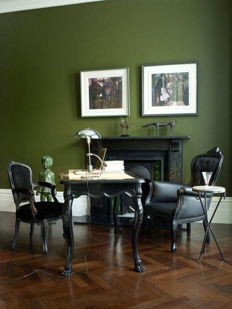 4 Colors and 7 shades that will make a working day a better one Green Office Walls, Olive Green Walls, Green Walls, Living Room Green, Green Interiors, Design Del Prodotto, Green Rooms, Wall Color, Room Colors