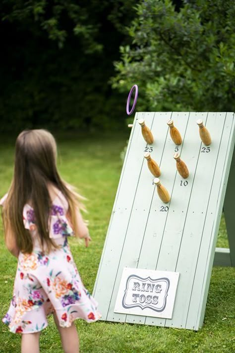 Diy Garden Games, Giant Garden Games, Garden Party Games, Guest Entertainment, Lawn Games Wedding, Picnic Games, Diy Yard Games, Diy Carnival, Outside Games