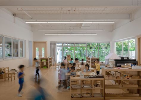 Gallery of Kindergarten of Museum Forest / Atelier Apeiron - SZAD - 29 Outdoor Learning Spaces, Kindergarten Projects, Kindergarten Design, Circular Lighting, Good Readers, Outdoor Learning, Learning Spaces, Childhood Education, Green Roof