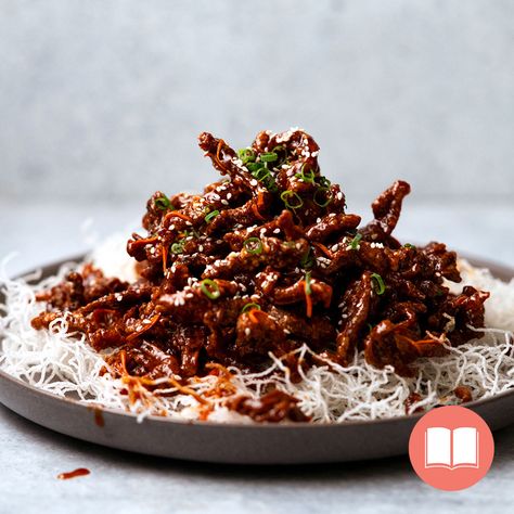 Peking Shredded Beef Peking Beef Recipe, Takeout Recipes, Shredded Beef Recipes, Beef Appetizers, Fried Noodle, Beef Stir Fry Recipes, Crispy Beef, Handle The Heat, Beef Strips