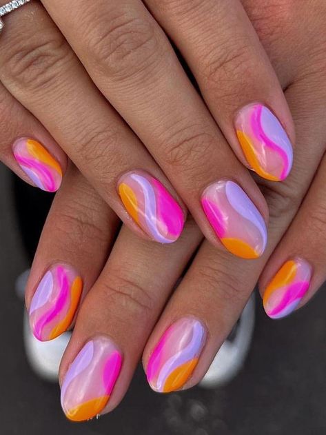 Oval Vacation Nails, Holiday Short Nails Summer, Beach Nails Vacation Simple Acrylic, Toe Nail Designs For Summer Toenails, Short Holiday Nails Summer, Bright Nail Ideas, Lotus Casino, Gel Nails For Summer, Holiday Nails Summer