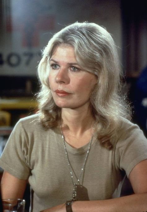 Loretta Swit ("M*A*S*H") 70s Tv, Mash 4077, Alan Alda, Character Role, Hot Lips, Halle Berry, Emmy Awards, 8x10 Photo, Up Girl