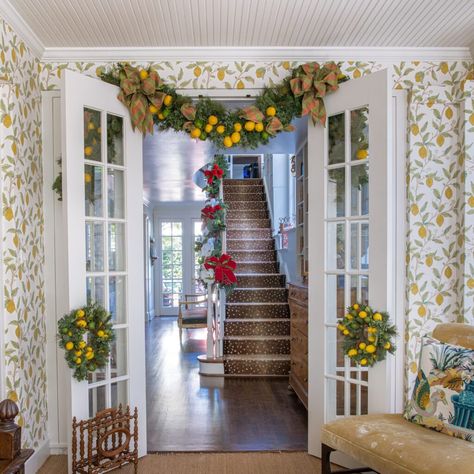 Christmas at Dunbar Road - The Glam Pad Patricia Altschul, Dallas Interior Design, Glam Pad, Southern Christmas, Florida Christmas, Road Design, Hall Design, Christmas Greenery, Merry Little Christmas