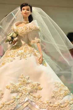 The Maria Clara gown is a traditional gown worn by women in the Philippines. Description from pinterest.com. I searched for this on bing.com/images Victorian Evening Dress, Flower Dresses Outfit, Filipiniana Wedding, Accessoires Barbie, Purple Evening Dress, Pink Flower Dress, Barbie Bridal, Barbie Fashion Royalty, Barbie Wedding Dress