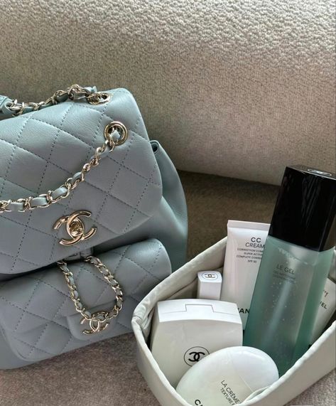 Blue Bag Outfit, Chanel Backpack, Light Backpack, Girls Wardrobe, Blue Bags, Baby Blue, Chanel Bag, Cloth Bags, Blue Grey