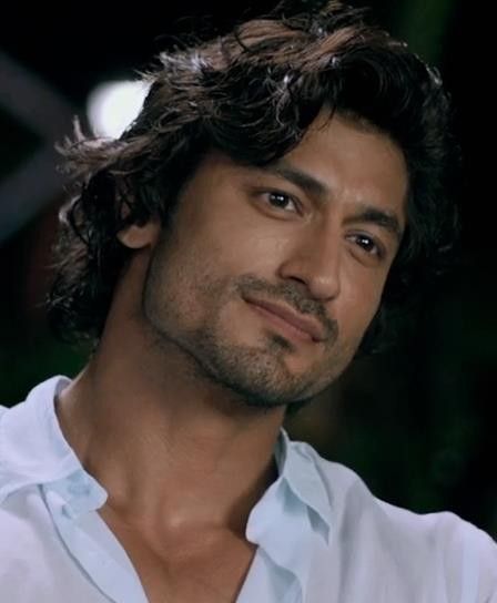 Vidyut Jamwal Aesthetic, Vidyut Jamwal Body, Vidyut Jamwal, Handsome Indian Men, Katrina Kaif Photo, Indian Actors, Indian Man, Wattpad Stories, Katrina Kaif