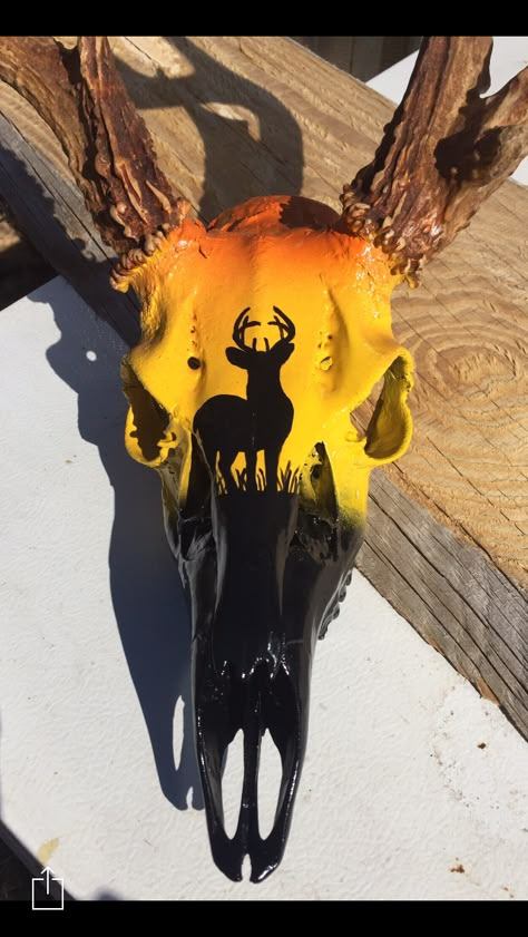 Deer Skull Painting Ideas, Painted Deer Skulls Diy, Painted Skull Ideas, Deer Skull Painting, Painted Deer Skull, Skulls Animal, Deer Skull Decor, Painted Deer Skulls, Deer Hunting Decor