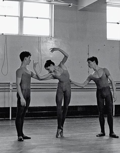 Darcey Bussell at 15. Darcey Bussell, White Lodge, Royal Ballet School, Ballet Images, The Royal Ballet, Margot Fonteyn, Australian Ballet, Ballet Boys, George Balanchine