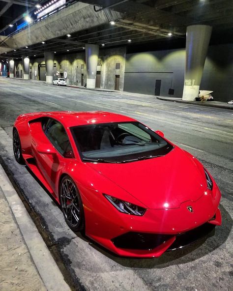 Red Lamborghini Huracan, Lamborghini Huracan Interior, Red Lamborghini, Dream Cars Audi, The Red Queen, Kitty Photos, Cars Audi, Luxury Cars Rolls Royce, Aesthetic Cool