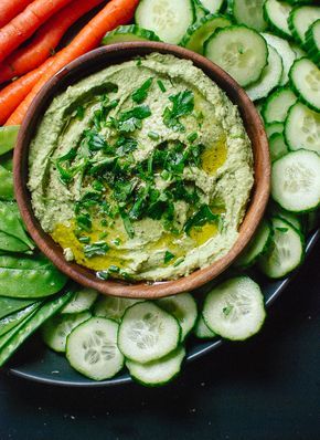 Healthy hummus flavored with herbs! Use classic green goddess dressing herbs like me or change it up. Learn the trick to making creamy homemade hummus, too! Green Goddess Hummus, Healthy Hummus Recipe, Hummus Flavors, Healthy Dip Recipes, Healthy Hummus, Healthy Dips, Herb Recipes, Homemade Hummus, Hummus Recipe