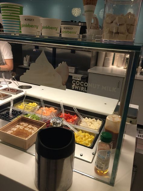 Pinkberry San Francisco, CA Pinkberry Aesthetic, Froyo Bar, Pinkberry Frozen Yogurt, 2023 Motivation, Bar Aesthetic, Motivation Board, Frozen Yogurt, Book Aesthetic, Book Lover