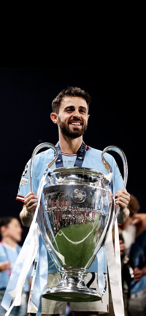 Silva Gundogan Wallpaper, Mancity Players, Bernardo Silva Wallpaper, Ucl Winners, Manchester City Treble, Bernardo Silva, Manchester City Wallpaper, Manchester City Football Club, Champions Of The World