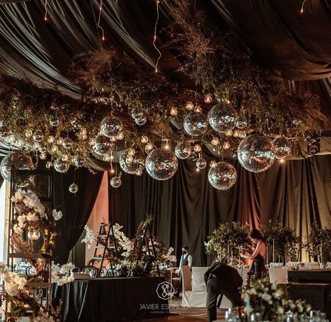 Wedding Dance Floor With Disco Ball, Gold Disco Ball Wedding Decor, Disco Ball Ceiling Decor Wedding, Disco Ball Wedding Reception Dance Floor, Wedding Dance Floor Disco Ball, Event Venue Design, Night Wedding Decor, Cocktail Decoration, Wedding Ceiling